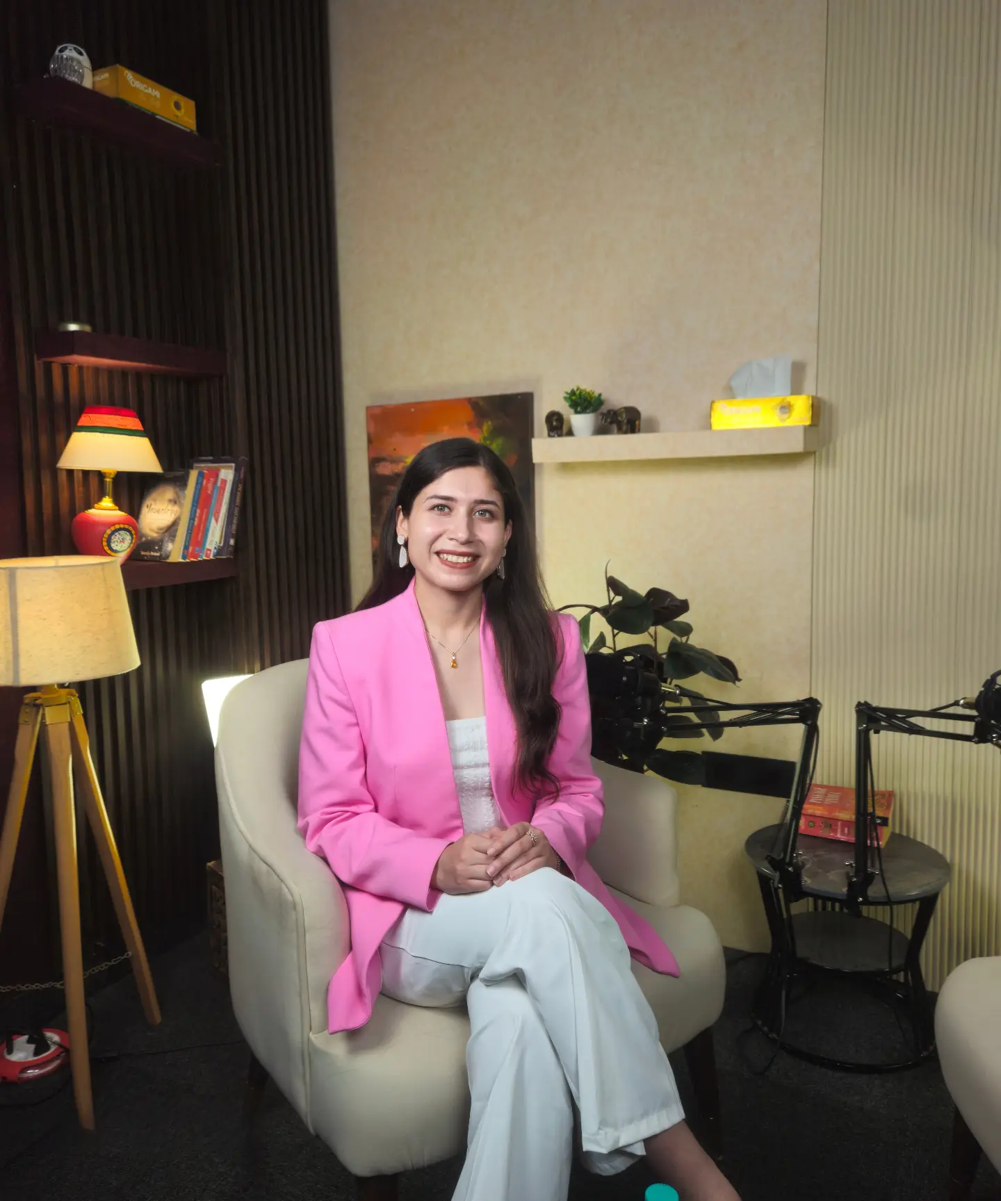Anchor Khushi Mudgal